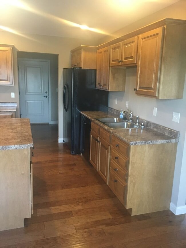 Building Photo - Recently built 3-bed, 2.5-bath home availa...