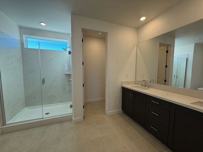 Building Photo - Amazing new home in San Marcos' best new district!