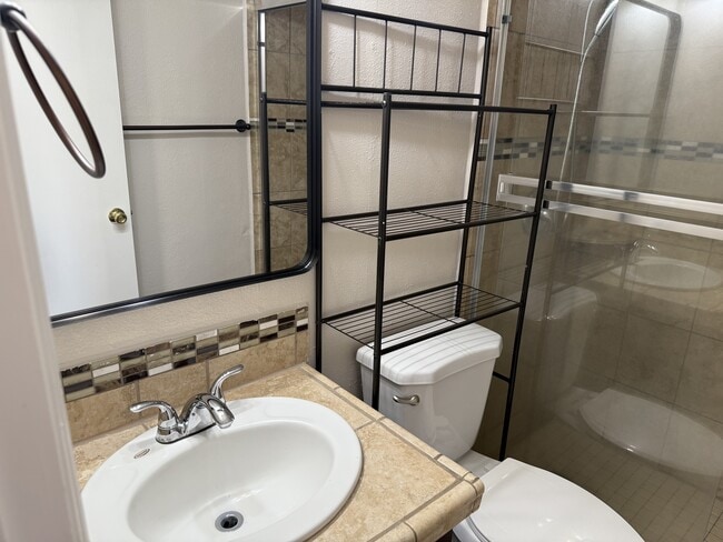 Building Photo - 5344 Flower Dr