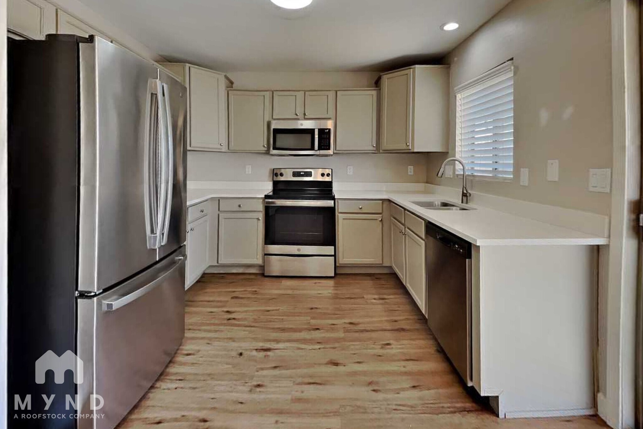Building Photo - 12333 W Rosewood Dr