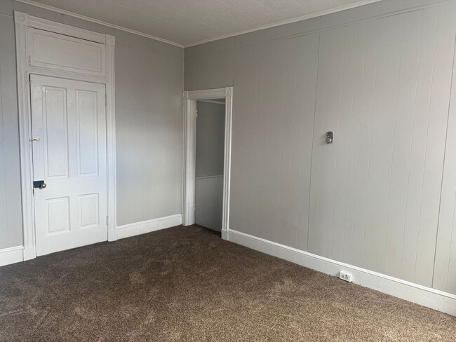 Building Photo - 51 E Antietam St