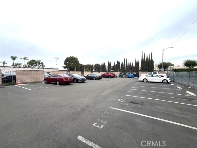 Building Photo - 12926 Doty Ave