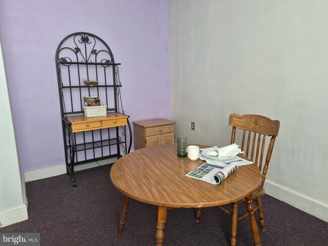 Building Photo - 223 Ryers Ave