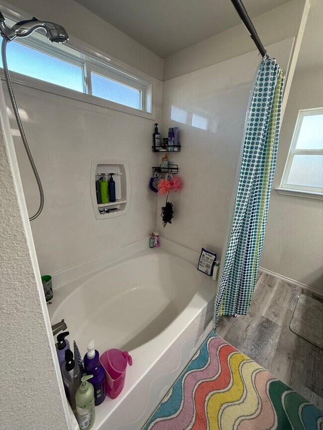 Building Photo - 5 bedroom Home in Copperas Cove