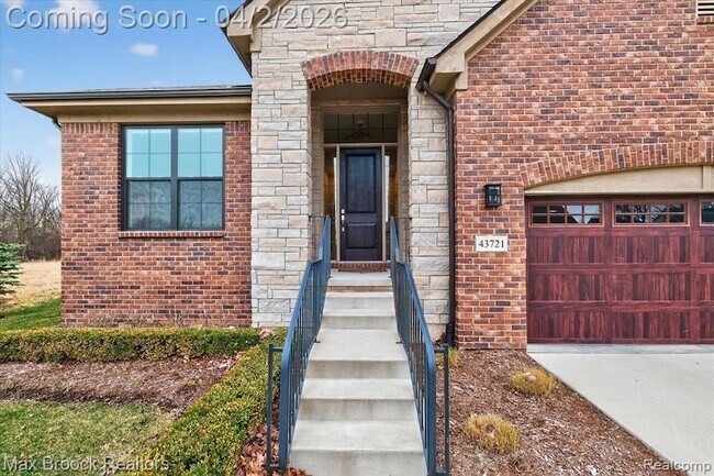 Building Photo - 43721 Legacy Dr