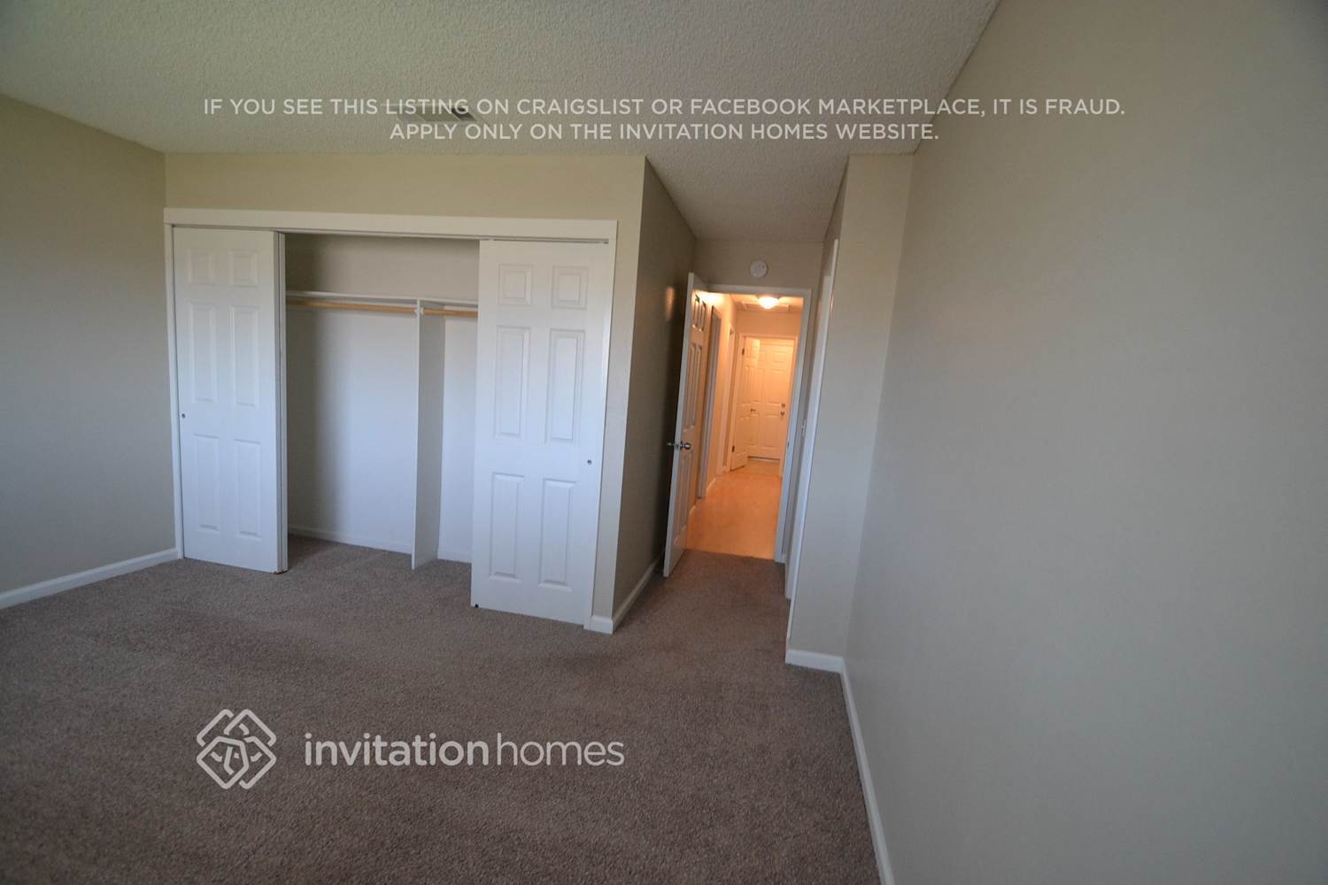 Building Photo - 518 Trumpeter Dr