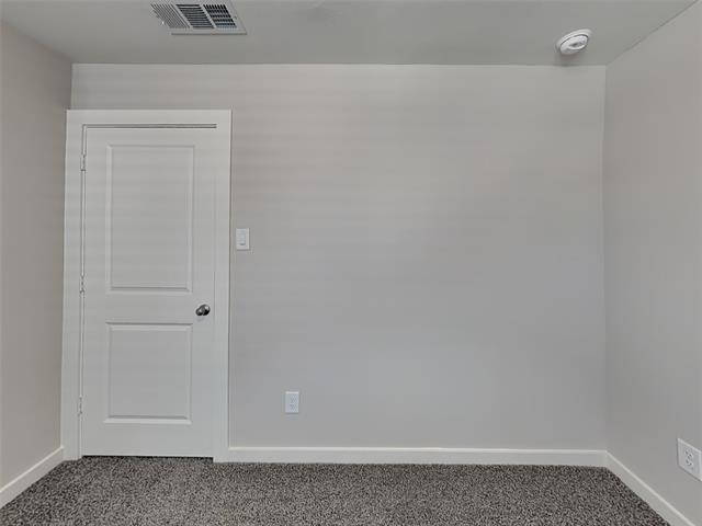 Building Photo - 105 Rutland Ct