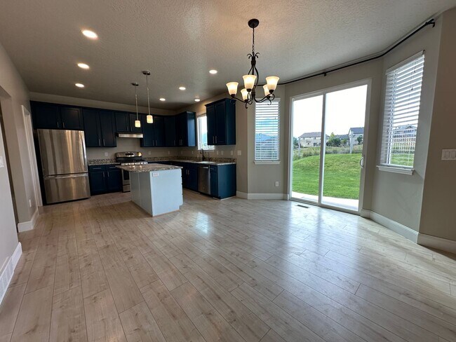 Building Photo - Single Family Home on Ranches Golf Course ...