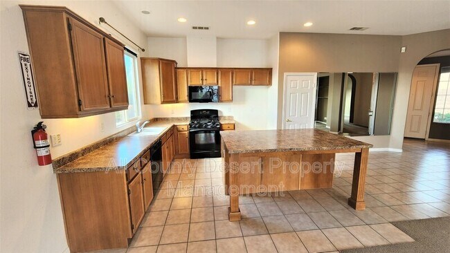 Building Photo - 84269 Canzone Dr