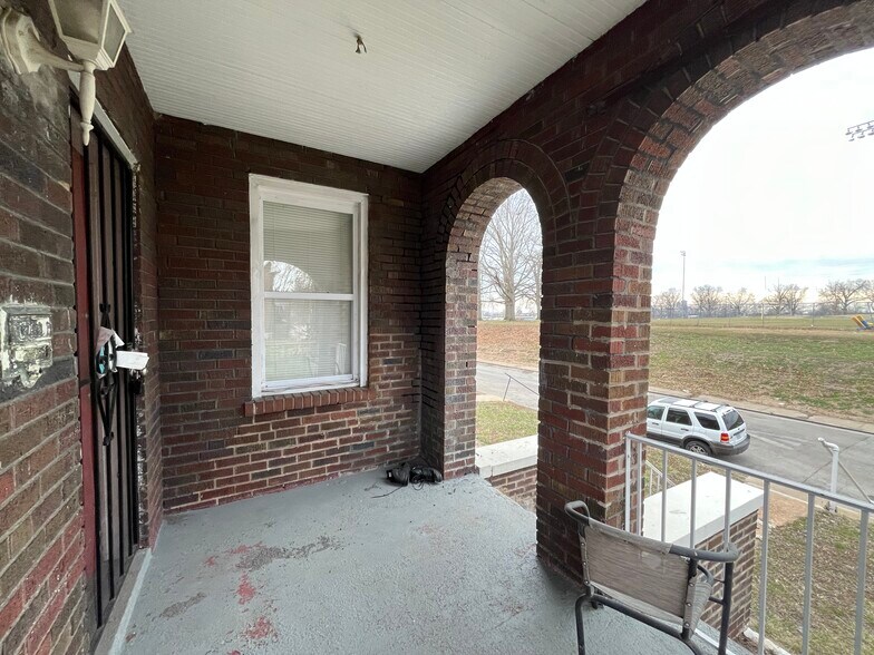 Building Photo - 5109 Cote Brilliante Ave