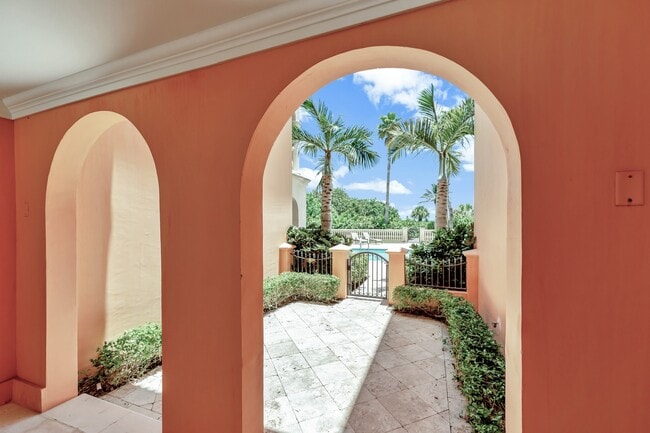 Building Photo - 1510 Ocean Dr