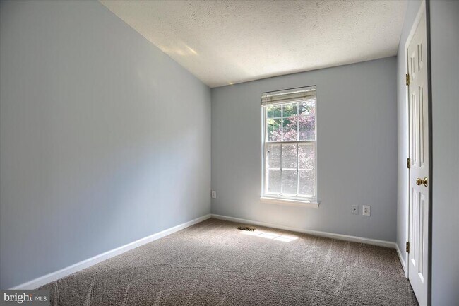 Building Photo - 437 Ashton Ln
