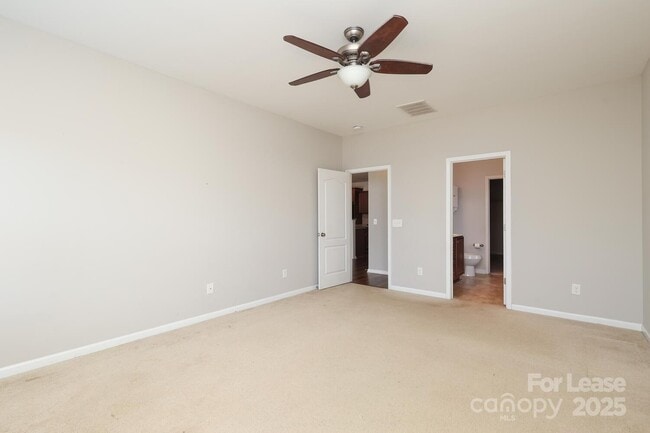 Building Photo - 1512 Sunflower Field Pl