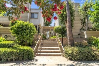 Building Photo - 18408 Hatteras St