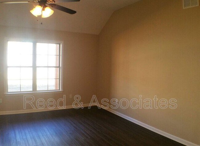 Building Photo - 4612 Orange Tulip Dr