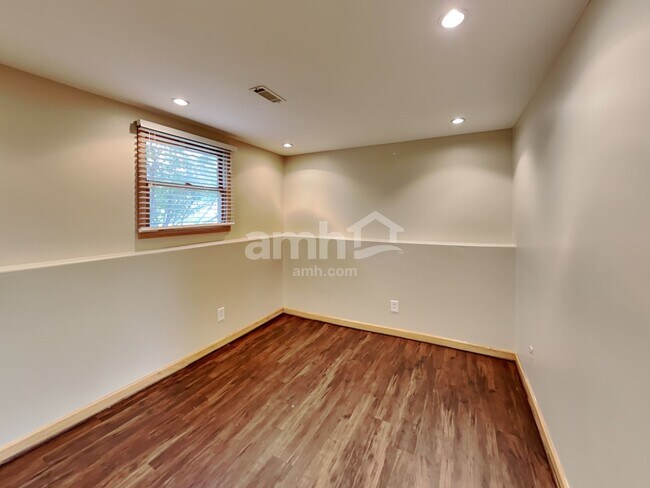 Building Photo - 2110 Three Forks Dr