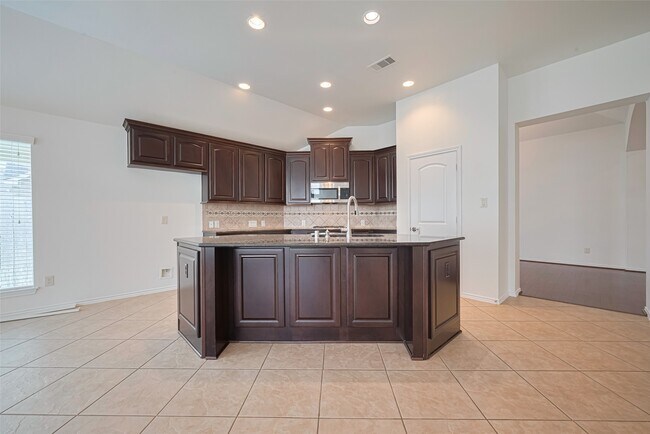 Building Photo - 13315 Peach Orchard Ln
