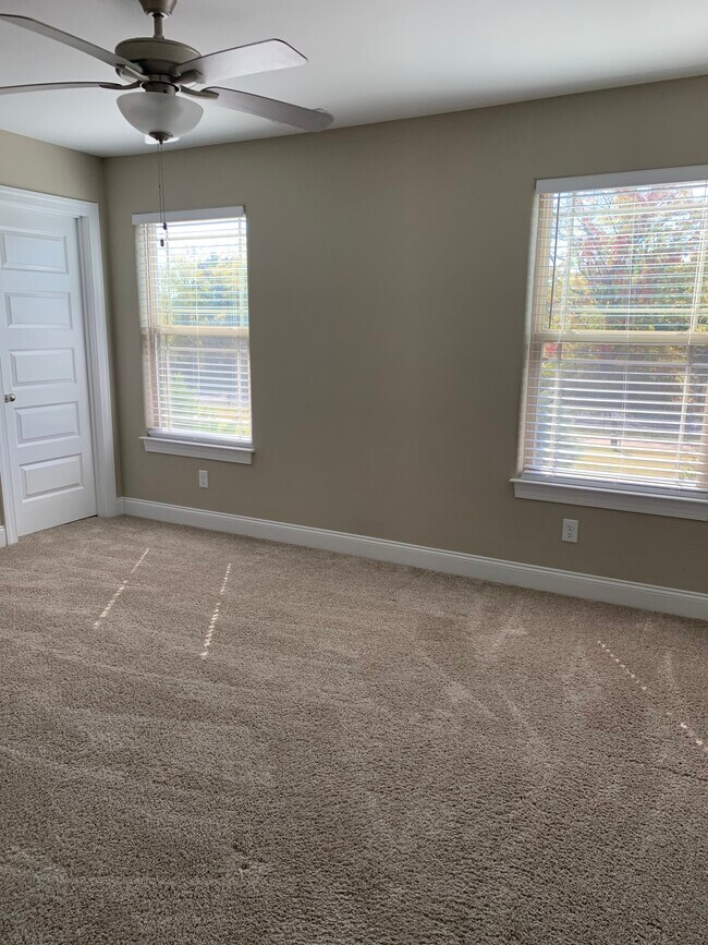 Bedroom #2 - 555 Gresham Ln