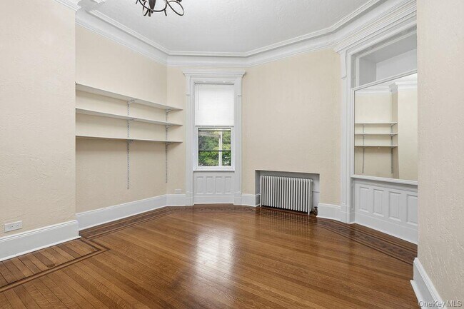 Building Photo - 61 Orchard Ave