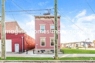 Building Photo - 1209 Holman St