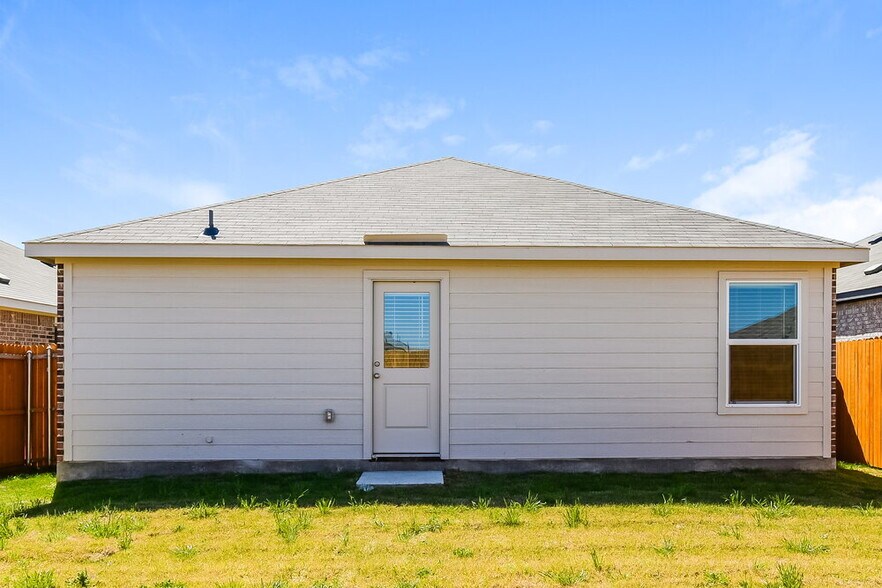 Building Photo - 1720 Crossbill St