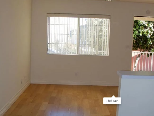 Building Photo - 2408 Florencita Ave