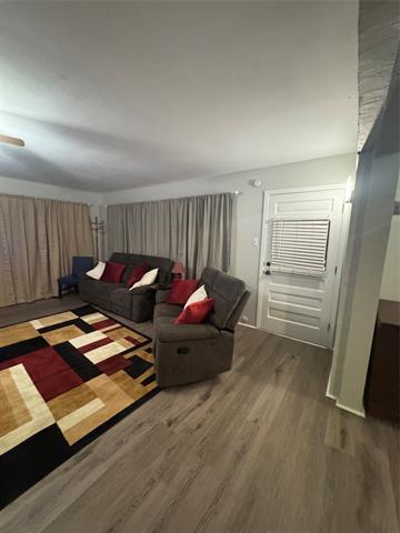 Building Photo - 1470 Beechwood Ln