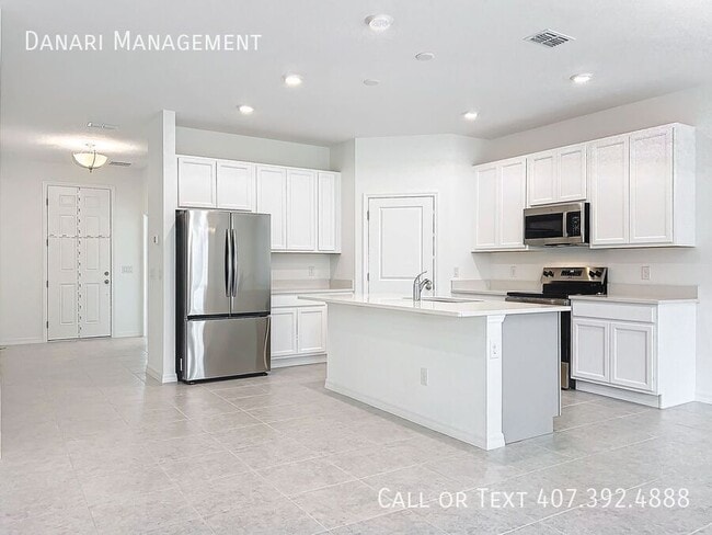 Building Photo - 1679 Meadowlark Dr