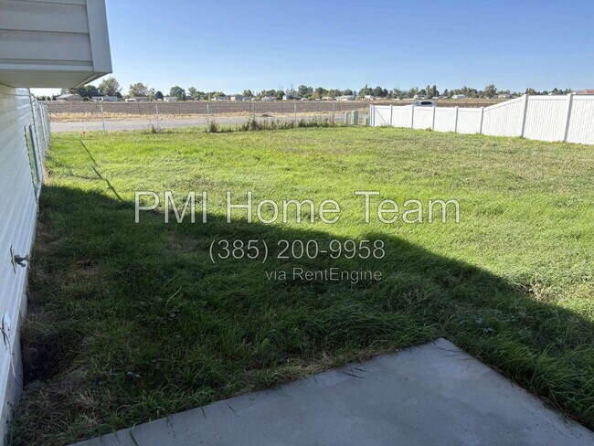 Building Photo - 2986 W 2300 S