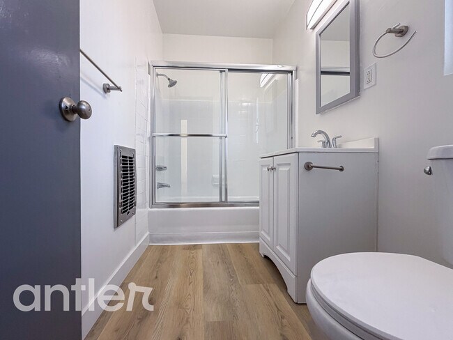 Building Photo - 4033 Palmwood Dr