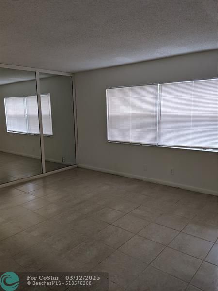 Building Photo - 2392 Coral Springs Dr
