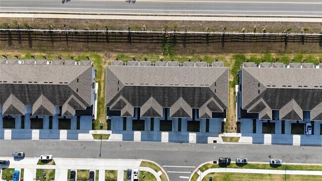 Building Photo - 2550 Winsome Wy