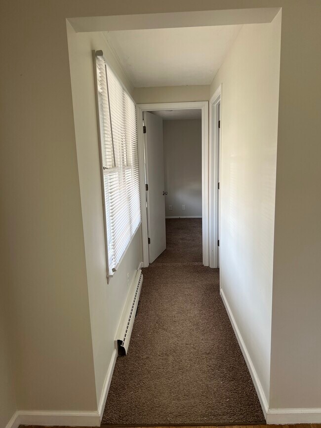 Building Photo - 152 N 37th St