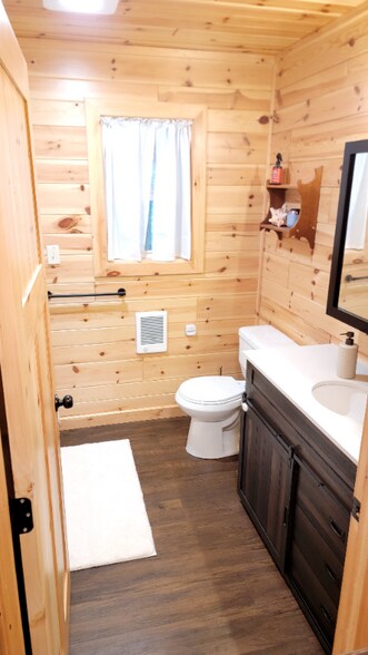 Building Photo - 10811 E North Down River Rd