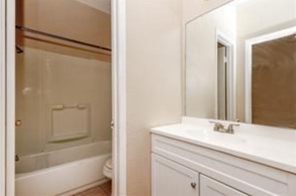 Building Photo - 2505 W Slaughter Ln