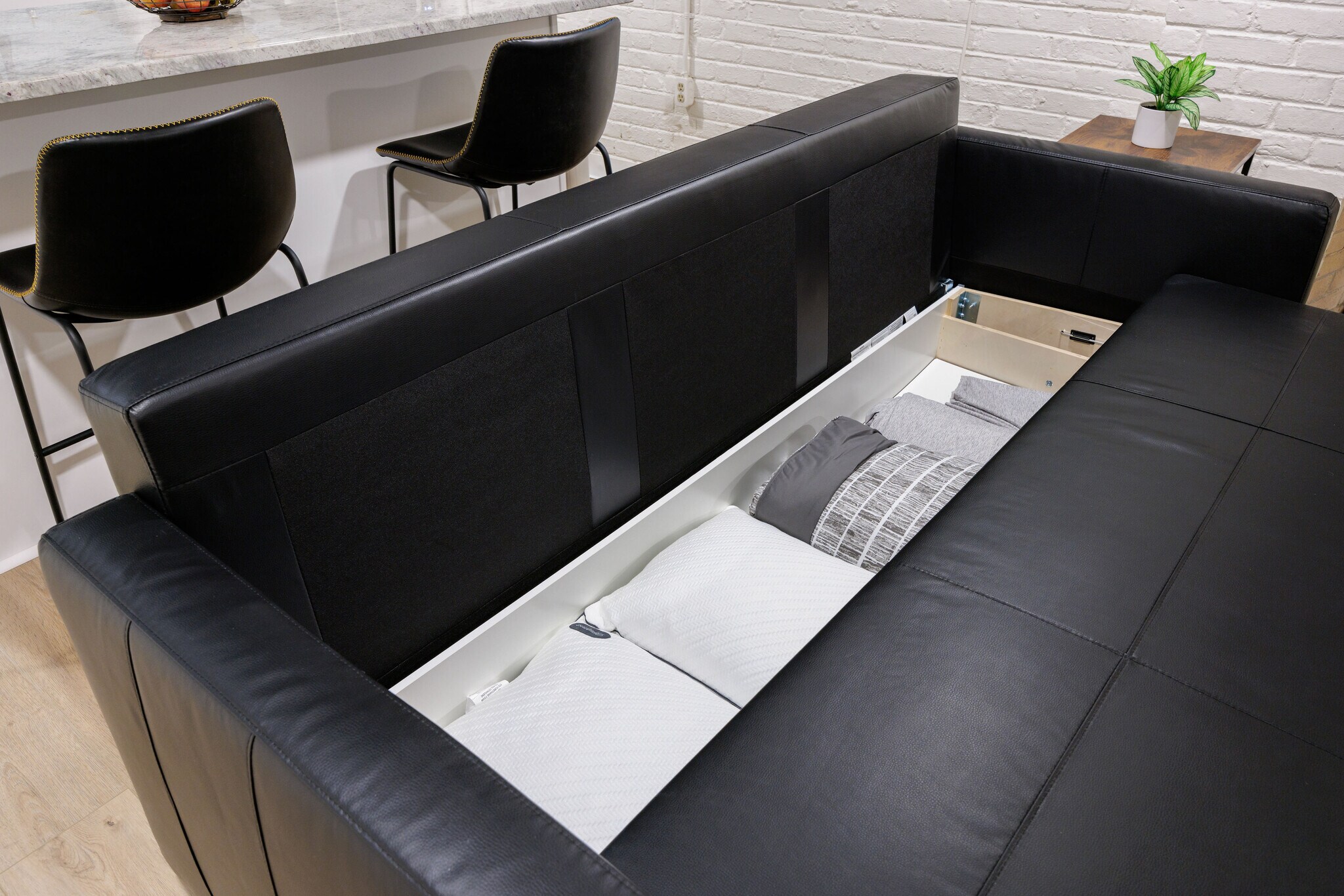 Building Photo - 7218 Monument Ave