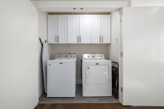 Building Photo - 10404 2nd Pl SW