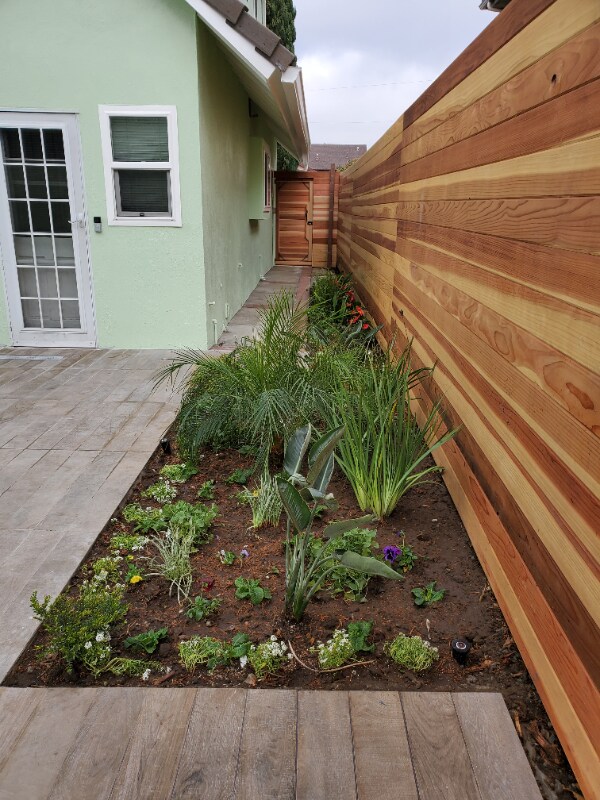 Building Photo - 3004 Kelton Ave