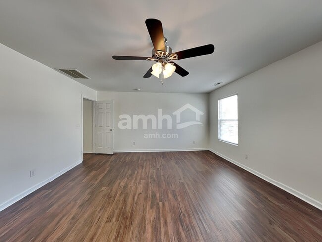 Building Photo - 2010 Blue Stream Ln