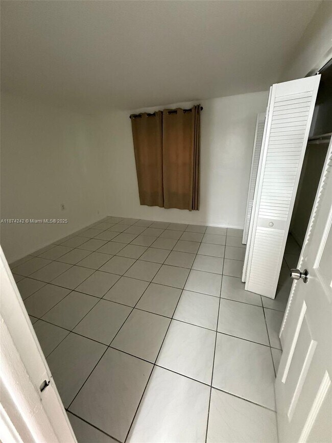 Building Photo - 11287 SW 88th St