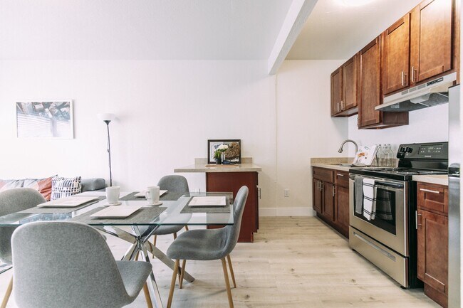 Building Photo - 1707 36th Avenue