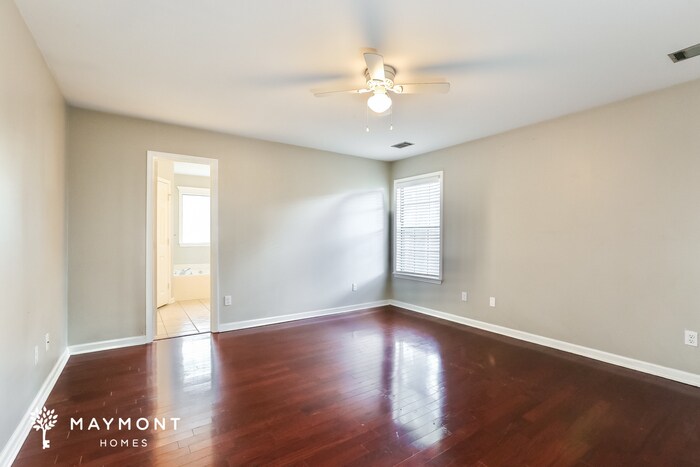 Building Photo - 10708 Stoneridge Dr