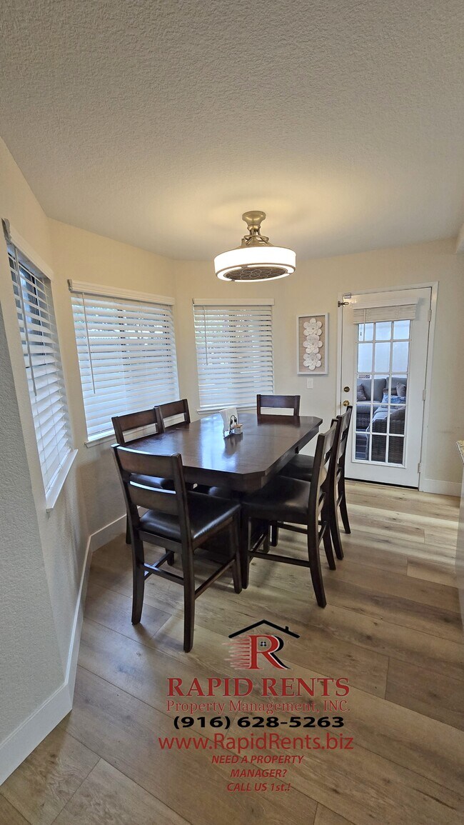 Building Photo - 8358 Triad Cir