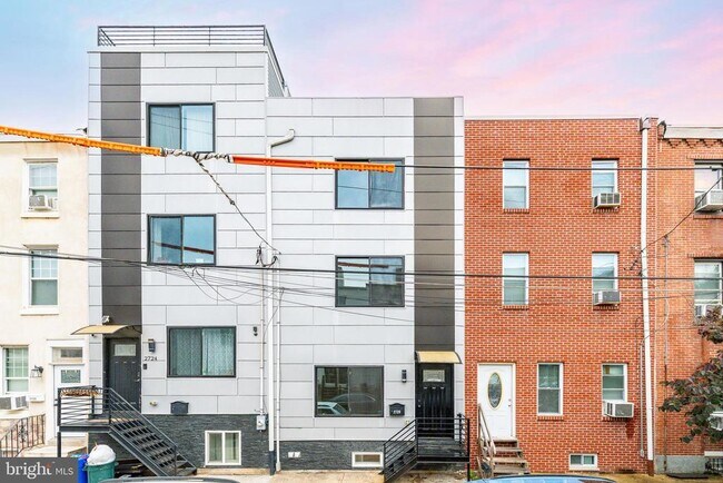Building Photo - 2726 Edgemont St