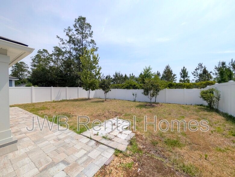 Building Photo - 13797 Holsinger Blvd