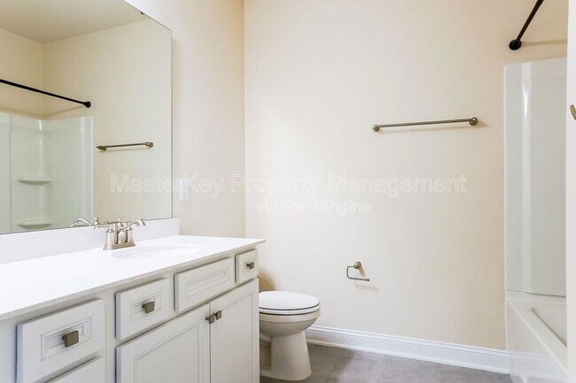 Building Photo - 616 Mount Blanc Way