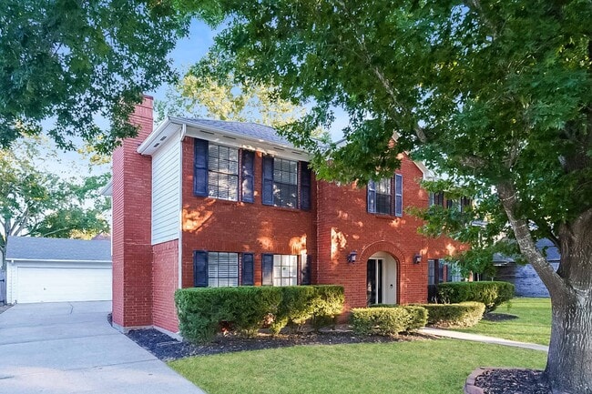 Building Photo - 7838 Sunny Ridge Dr