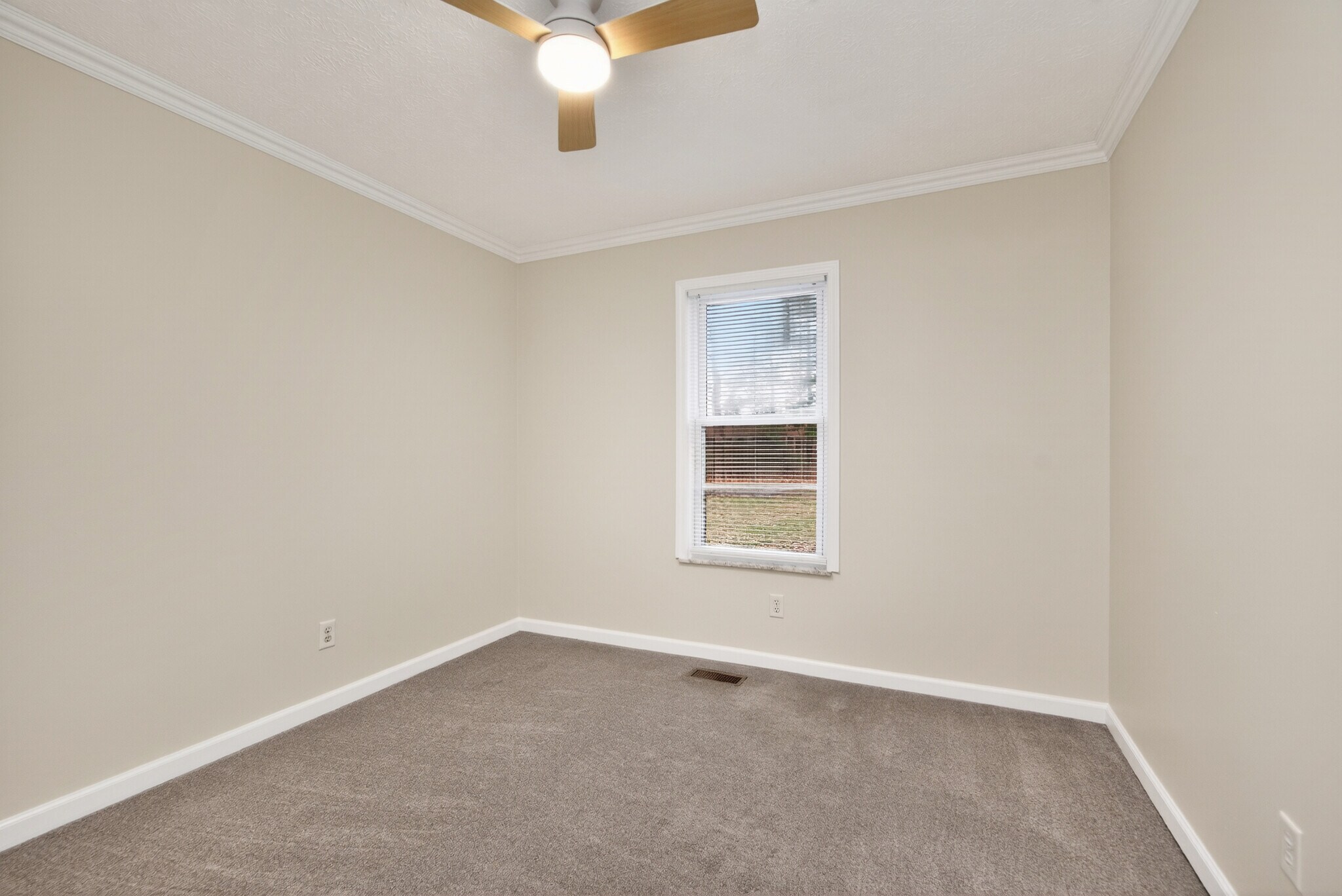 Building Photo - 11417 Washington Blvd