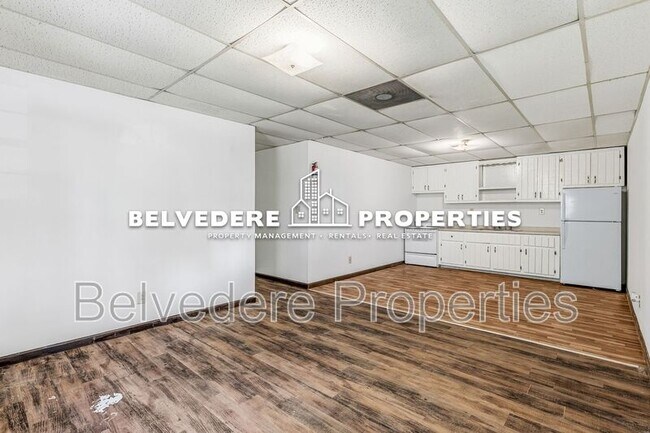 Building Photo - 1210-A Valleyview St
