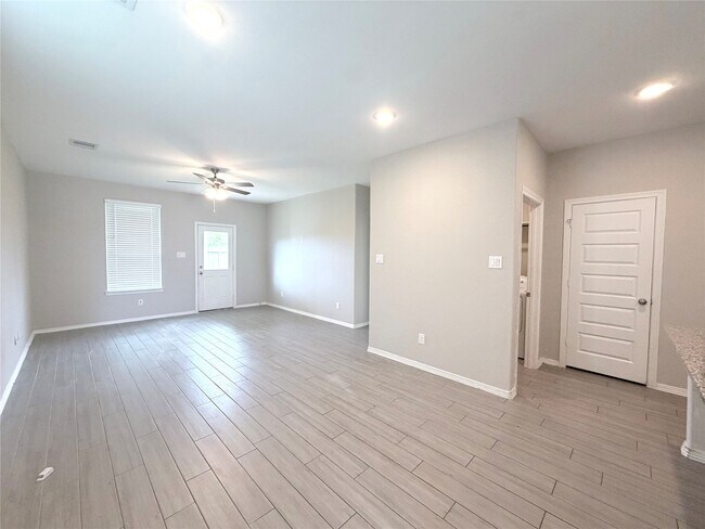 Building Photo - 23011 True Fortune Dr